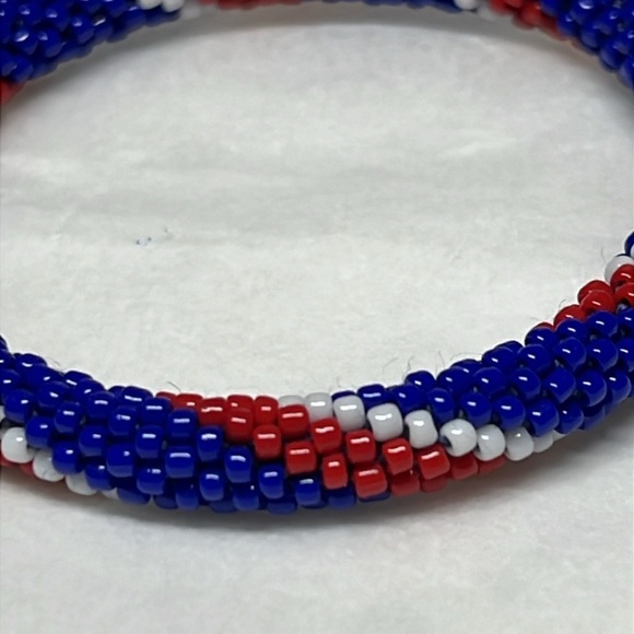 Sashka handmade Red, Blue, and White Beaded Bracelet - Picture 3 of 8